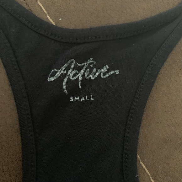 Active Razorback Tank - Picture 3 of 4